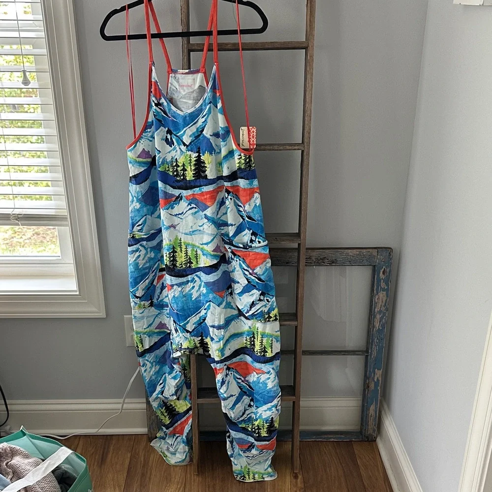 Free people Colorful Mountain Print hot shot onesie - Picture 1 of 3